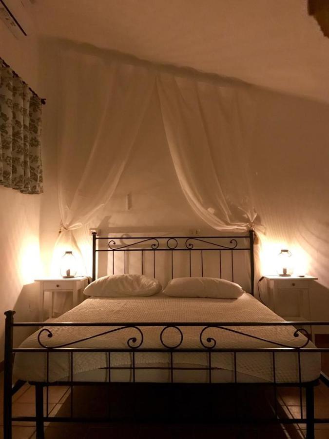 Villa Sara Di Puglia Кастеланета Екстериор снимка